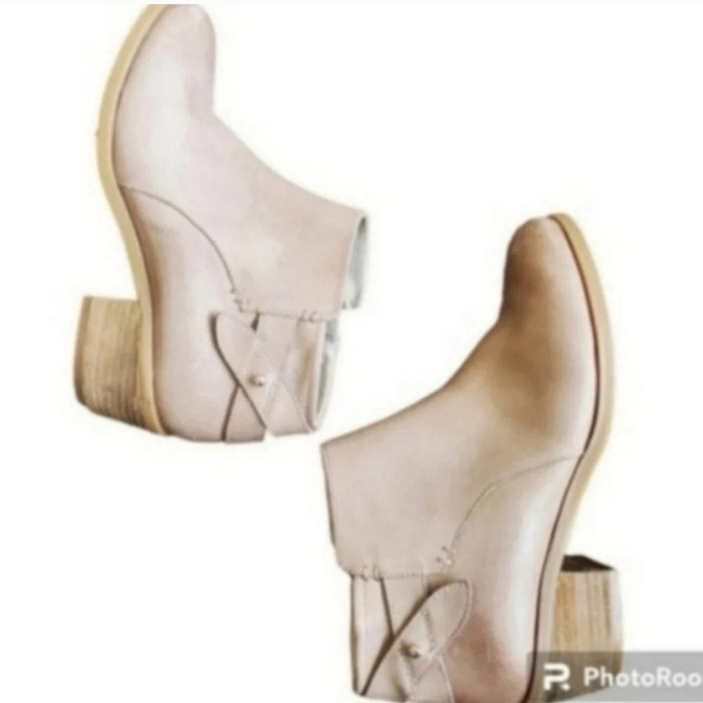 Steve Madden Leather Tan Stone Kendall Bootie 7.5